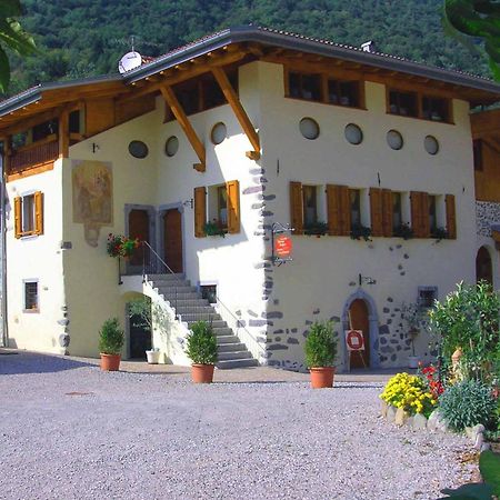 Locanda Borgo Chiese Castel Condino Экстерьер фото